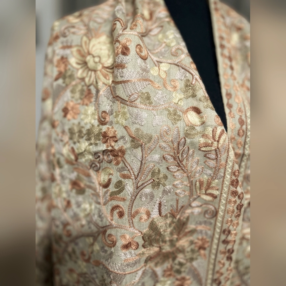 Luxury Floral Embroidered Shawl